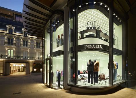 prada a levane|il gruppo prada.